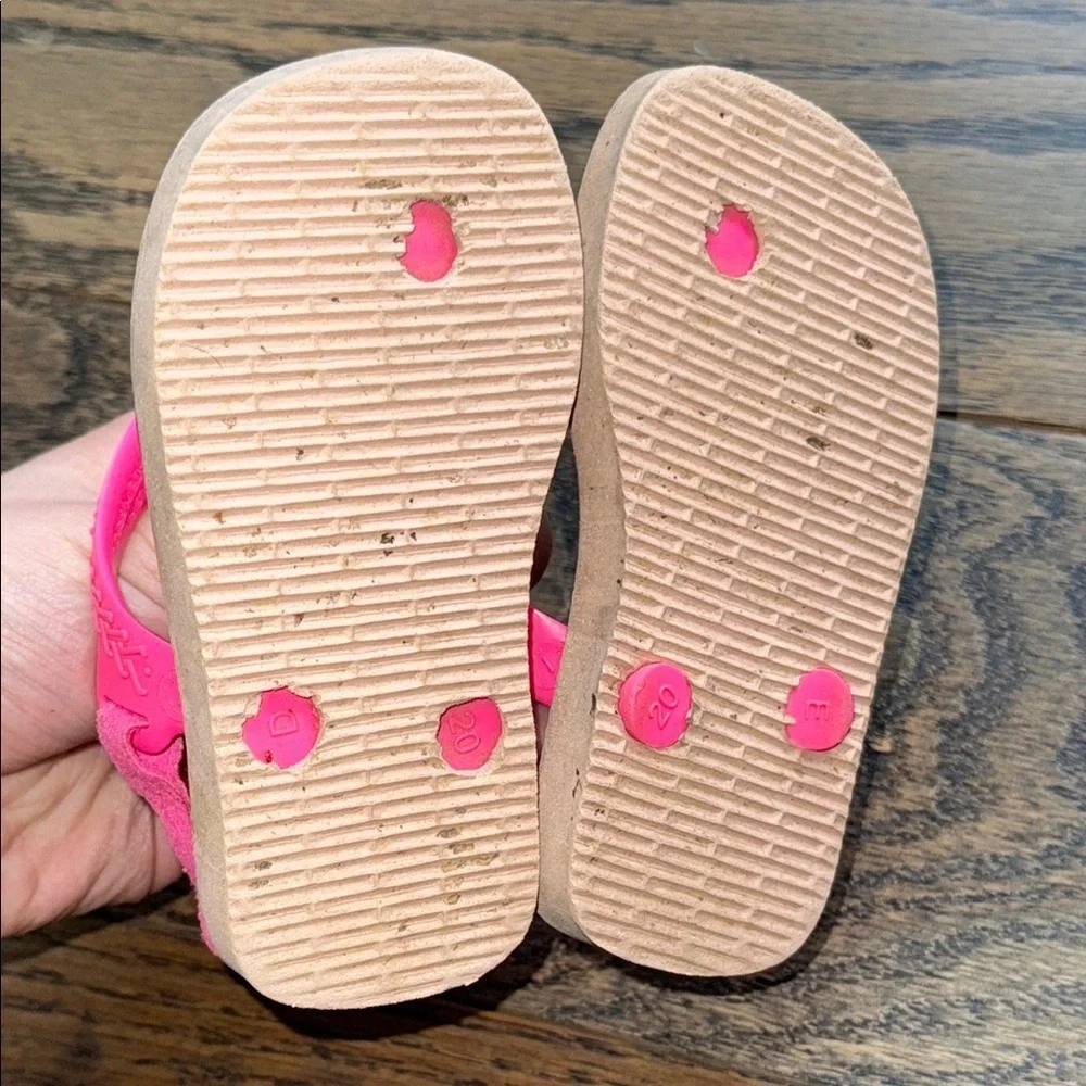 Havaianas Pink Sandals w/ Decorative Elements free shipping minnie mouse US6 EUC